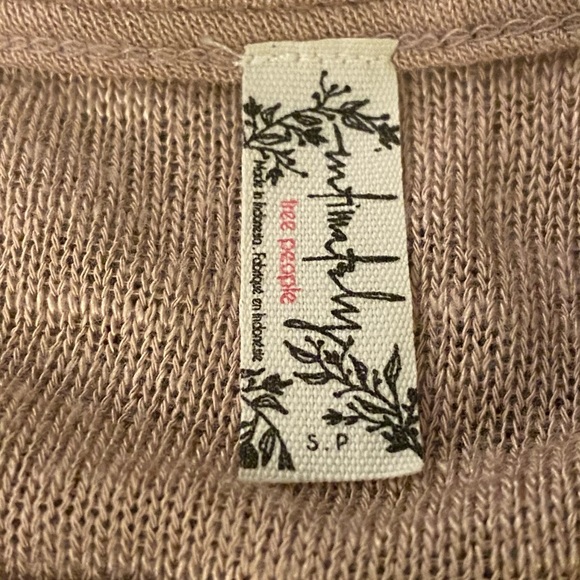 FREE PEOPLE SWEATER - Picture 2 of 6